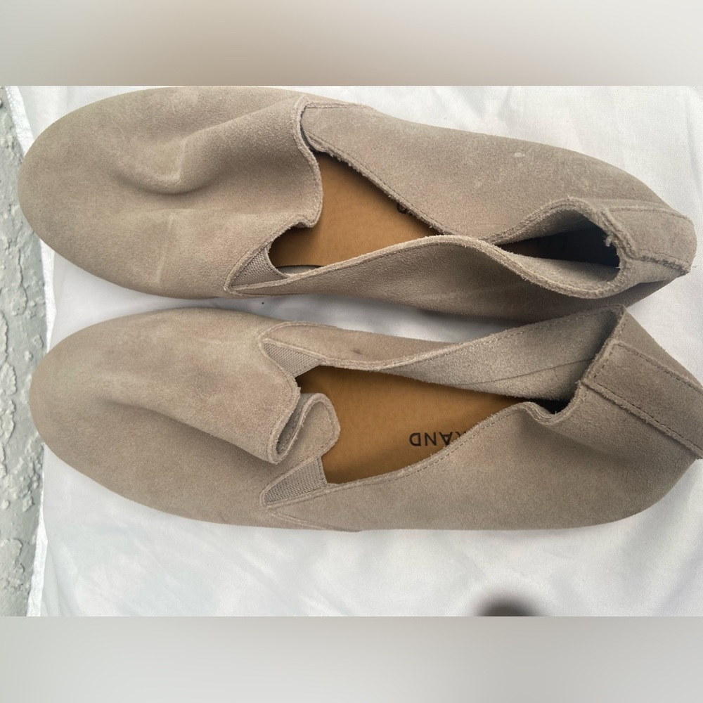 Women’s lucky brand suedes leathet size 10